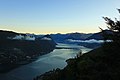 Sonnenaufgang über dem Lago di Lugano mit Monte Bar (Foto mit Blick nach Morcote)