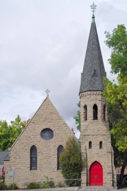 St James Piskoposluk Kilisesi ve Rektörlüğü (2013) - Galltin County, Montana.png