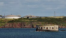 The fort in 2012 Stack Rock Milford Haven DSC 7006.jpg