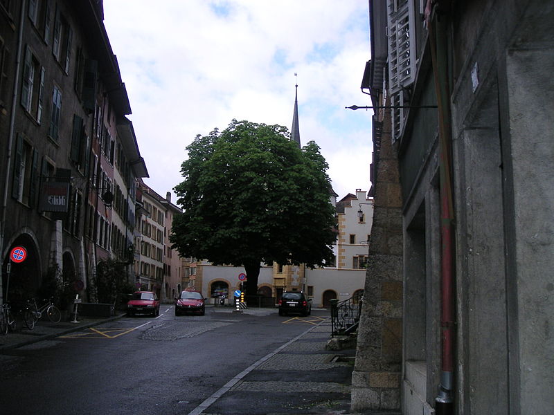 File:Swiss-bienne-city-2.JPG