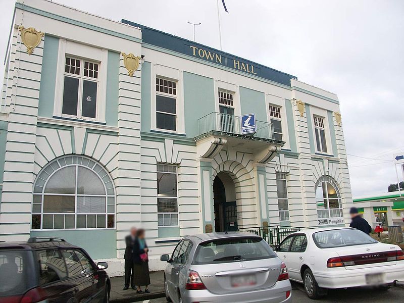 File:TaihapeTownHall.jpg