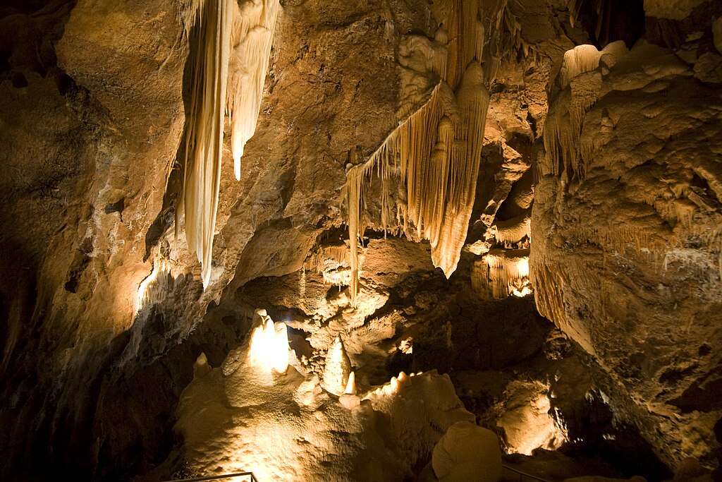 Temple of Baal cave, Jenolan Caves - 11