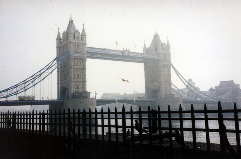 File:Tower Bridge (5678579167).jpg