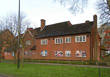 Rumah Pohon, 103 High Street, Crawley.JPG