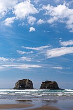 Thumbnail for File:Twin Rocks, Rockaway Beach - DPLA - 06fee2e5cc99bd047ea4505b4bca3fb4.jpg