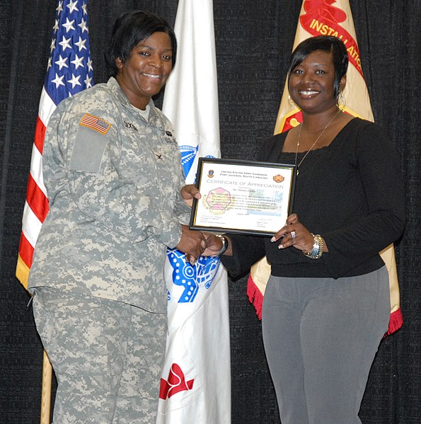 File:US Army 52198 Garrison recognizes top employees.jpg