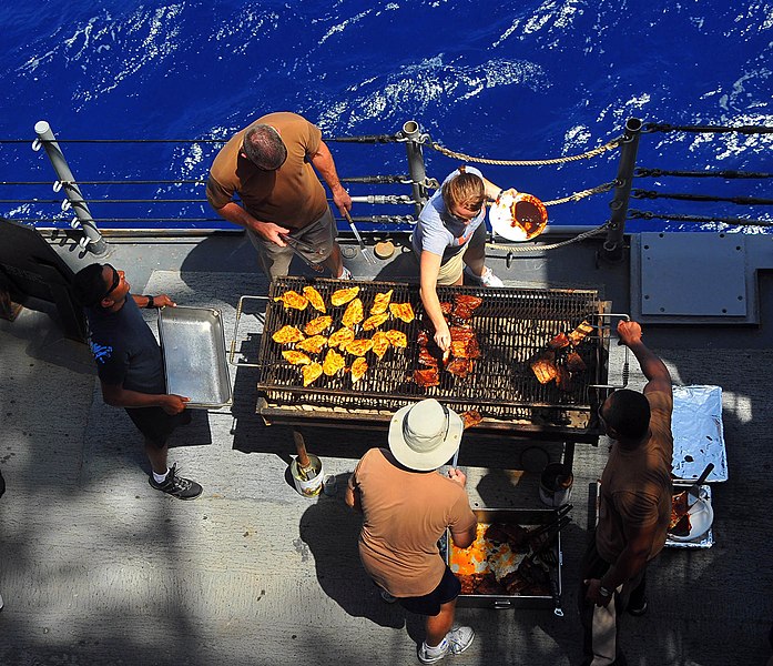 File:US Navy 090614-N-4774B-017 ailors assigned to the Expeditionary Resuscitative Surgical System (ERSS) mobile medical team prepare lunch aboard the guided-missile cruiser USS Lake Champlain (CG 57) during a Steel Beach Picnic.jpg