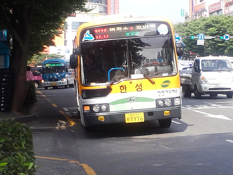 File:Ulsan Bus 126 - Hanseong Traffic.jpg