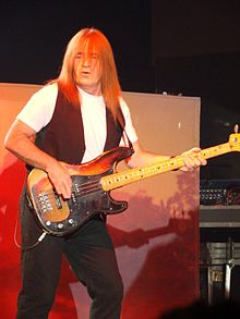 Bassist Trevor Bolder (2008)