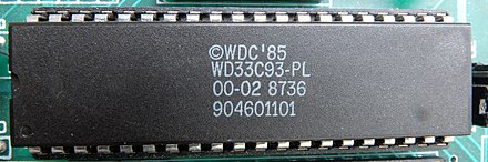 WD33C93 single-chip SCSI interface