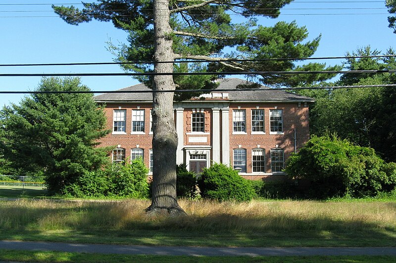 File:Wheelwright School, MA.jpg