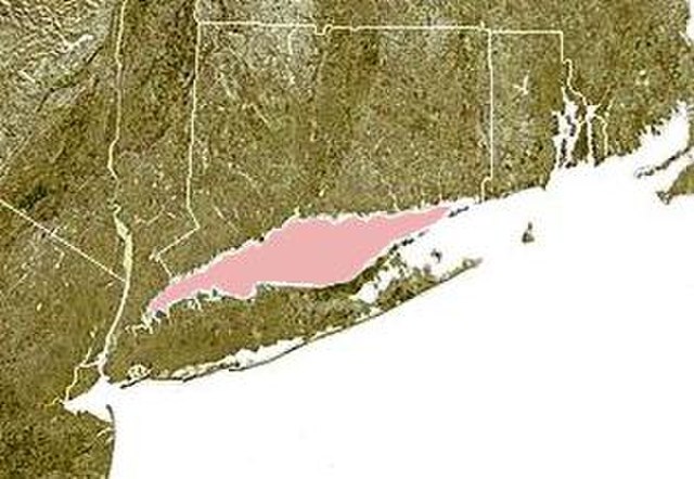 Long Island Sound, highlighted in pink between Connecticut (to the north) and Long Island (to the south)