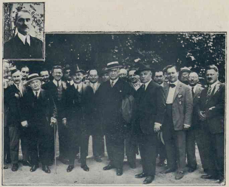 File:1926 - Guvernul Stirbey la plecarea de la guvernare.PNG