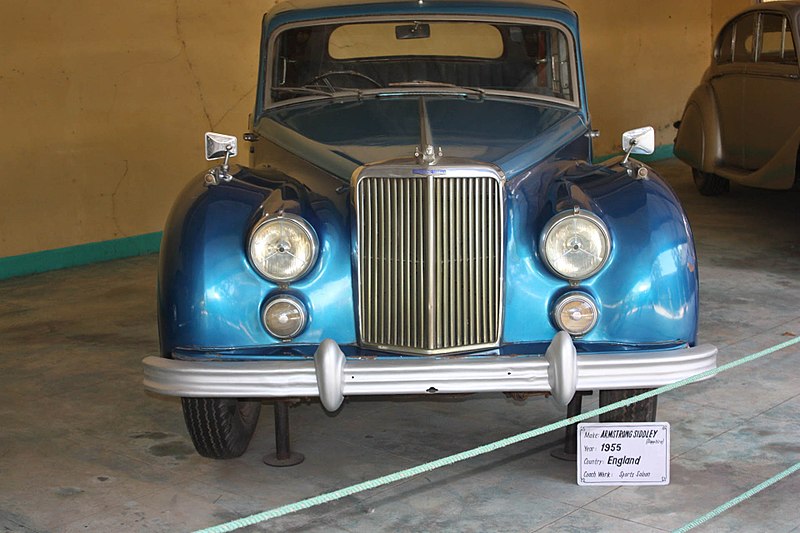 File:1955 Armstrong Siddeley Sapphire.jpg