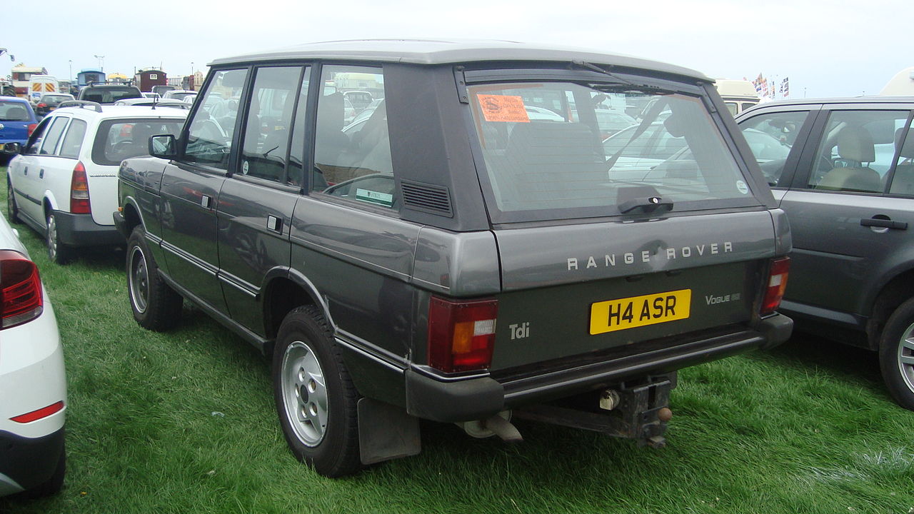 File1990 Range Rover Vogue SE A 2.5 Tdi (13918636680).jpg