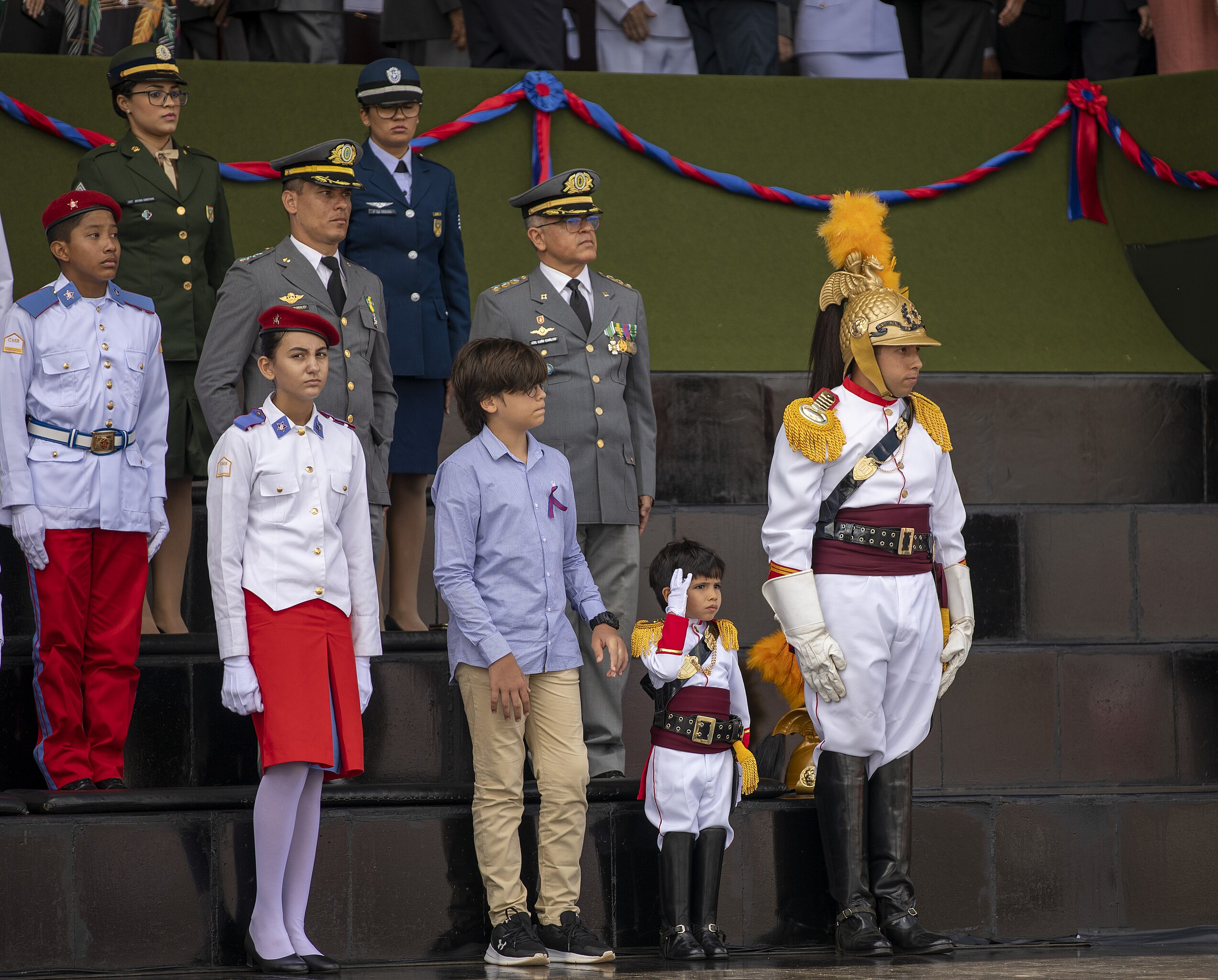 File:19 04 2022 Cerimônia do Dia do Exército, com a Imposição da Ordem do  Mérito Militar e da Medalha Exército Brasileiro (52016131374).jpg -  Wikipedia