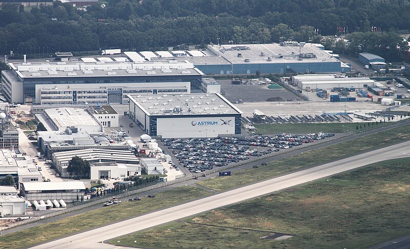 File:2012-08-08-fotoflug-bremen zweiter flug 1388.JPG