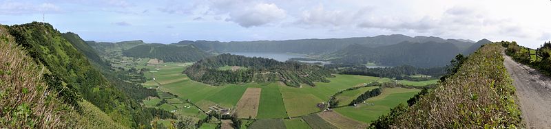 File:2012-10-17 15-11-01 Portugal Azores Sete Cidades 4h 217.JPG