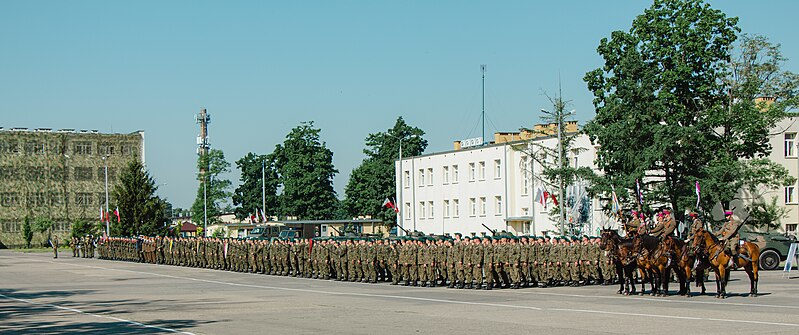 File:20220610 Święto 18. Białostockiego Pułku Rozpoznawczego Białystok 001.jpg