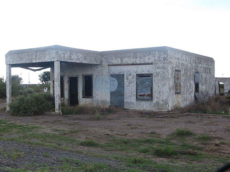 File:Abandoned Texaco Station NM 418.jpg