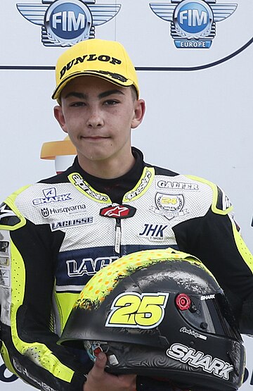 Adrián Fernández (motorcyclist)