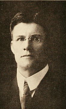 Alexander Lindsay, Jr. (vol. 1, 1917).jpg