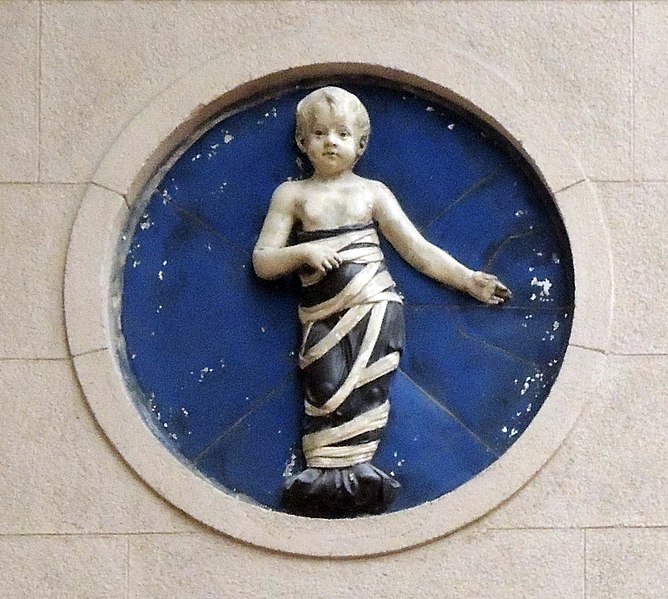 File:Andrea della Robbia - The Child (replica in Pushkin museum).jpg