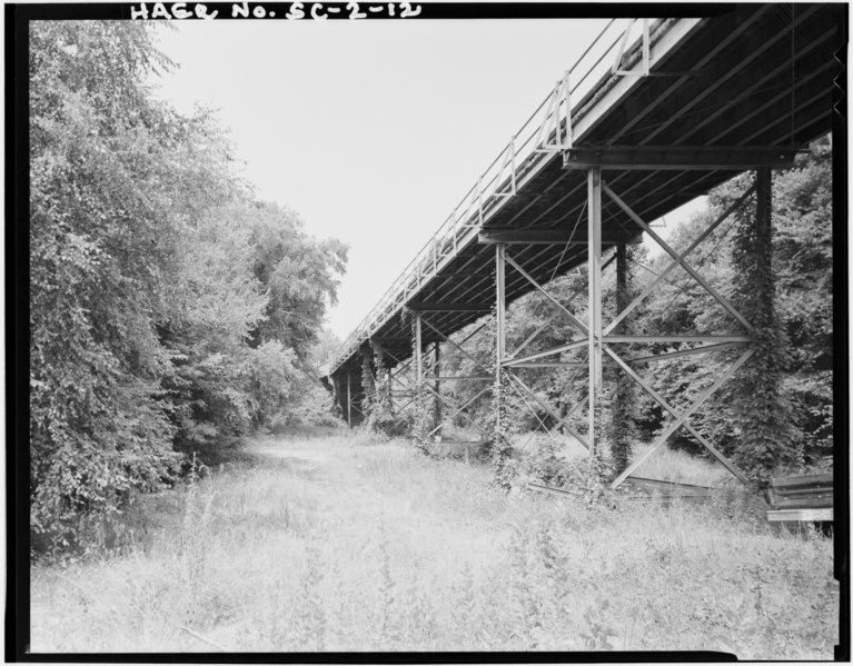 File:Approaching span looking northwest from river to Georgia side - Sanders Ferry Bridge, State Highway 184, Spanning Savannah River, Iva, Anderson County, SC HAER SC,4-SAVRI,1-12.tif