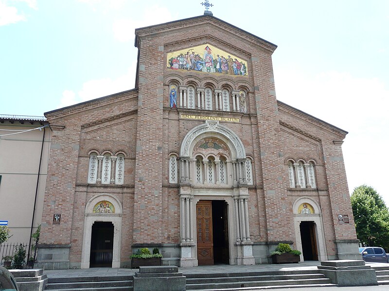 File:Bardi-chiesa santa maria addolorata-facciata.jpg