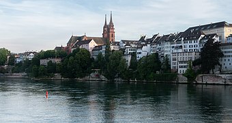 Basel, de Basler Münster vanaf de Mittlere Brücke KGS1597 IMG 1453 2022-05-14 20.11.jpg