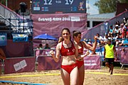 Deutsch: Beachhandball bei den Olympischen Jugendspielen 2018 in Buenos Aires; Tag 7, 13. Oktober 2018; Mädchen, Halbfinale – Niederlande-Kroatien 0:2 English: Beach handball at the 2018 Summer Youth Olympics in Buenos Aires at 13 October 2018 – Girls Semifinal – Netherlands-Croatia 0:2 Español: Handball de playa en los Juegos Olimpicos de la Juventud Buenos Aires 2018 en 13 de octubre de 2018 – Semifinales Femeninas - Países Bajos-Croacia 0:2