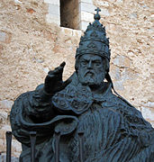 Statue de Benoît XIII.