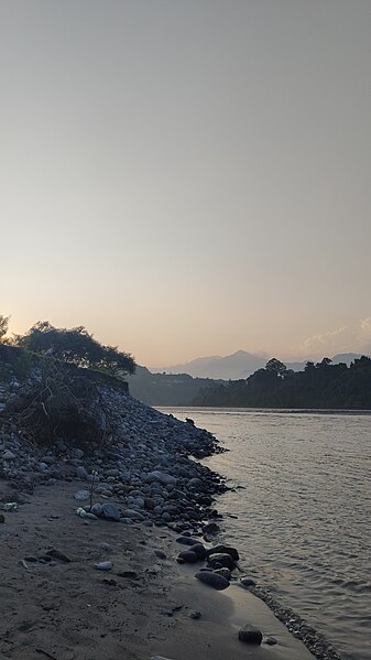 File:Bhalokpong riverside 2.jpg