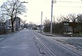 Hirschstettner Straße mit ehemaliger Ausweiche Pogrelzstraße, Blickrichtung Kagran (1980)