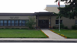 Uskup Murray High School (Saskatoon).jpg