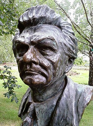 Bob Hawke bust.jpg