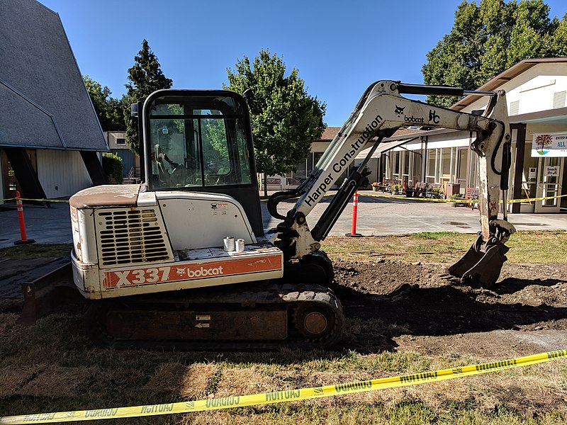 File:Bobcat X337 excavator at job site in Campbell, California.jpg