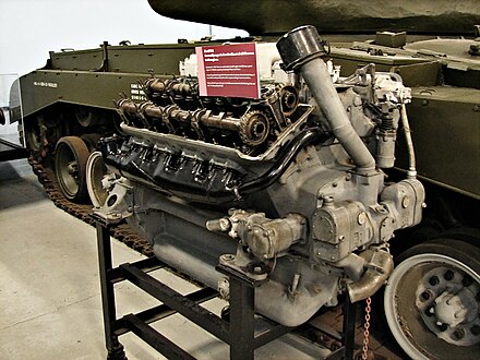 Немецкие двигатели автомобилей. Ford GAA v8. Двигатель Ford GAA. Двигатель Форд GAA v8. Двигатель танка Шерман.