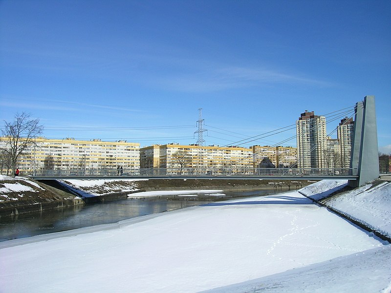 File:Bridge over Dudergofsky canal 1.jpg