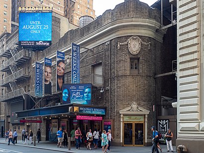 How to get to Broadhurst Theatre with public transit - About the place