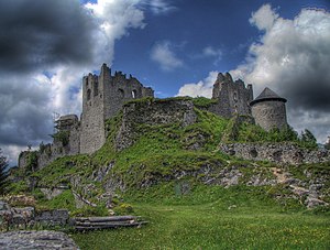 Burg ehrenberg HDR2.jpg