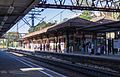 Aparência da estação ferroviária, localizada no centro da cidade, em 2013.