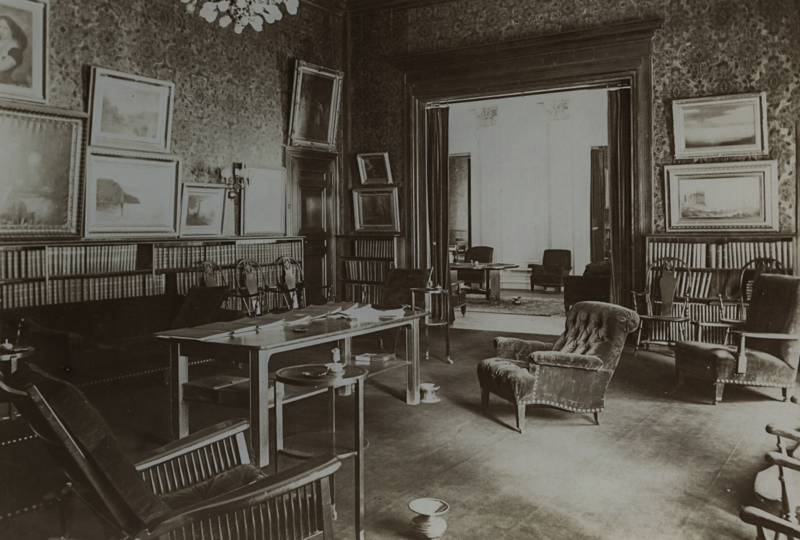 File:Century Smoking Room (West Rm) E c. 1893.png