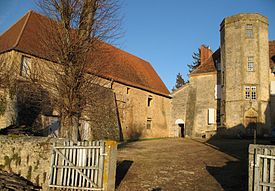 Château d'Oyé (71) - 1.JPG