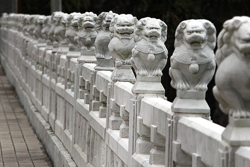 File:Chinese lions 2 amk.jpg