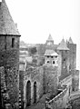 Cité - Remparts - Vue prise de la porte de l'Aude - Carcassonne - Médiathèque de l'architecture et du patrimoine - APMH00003971.jpg