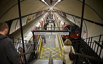 Platform stesen Clapham Common