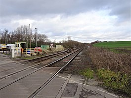 Железнодорожная станция Крофтон (место), Йоркшир (географическое положение 6360572)).jpg 
