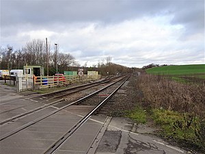 Železniční stanice Crofton (stránky), Yorkshire (geografické 6360572) .jpg