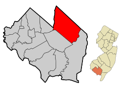 ニュージャージー州におけるカンバーランド郡（右図）と同郡におけるバインランド市（赤）の位置